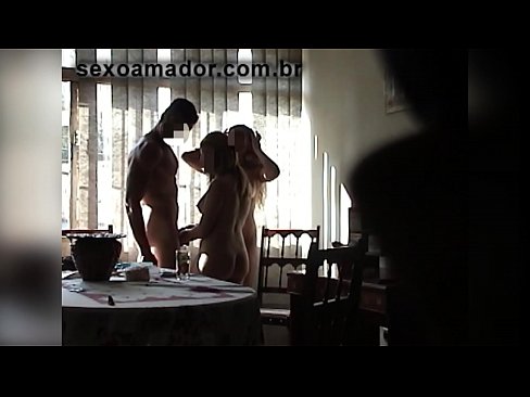 ❤️ Секс приятели канят гигантски мъж и тройка с него Секс видео в bg.hochu-sex-tomsk.ru ️❤